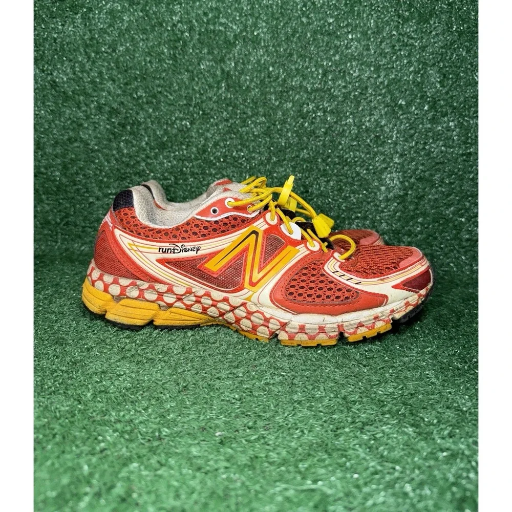 Disney‎ New Balance 860 V3 Red Running Shoes Comfort Sneakers Womens Size 9